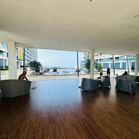 Seaview Beach Room Lumpini-Pool And Gym Face To Ocean Jomtien Beach Exterior photo